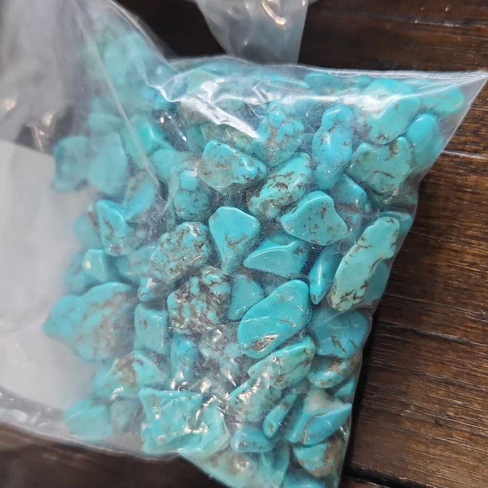Assorted Rocks and Shell Chips - Picture 6 of 9